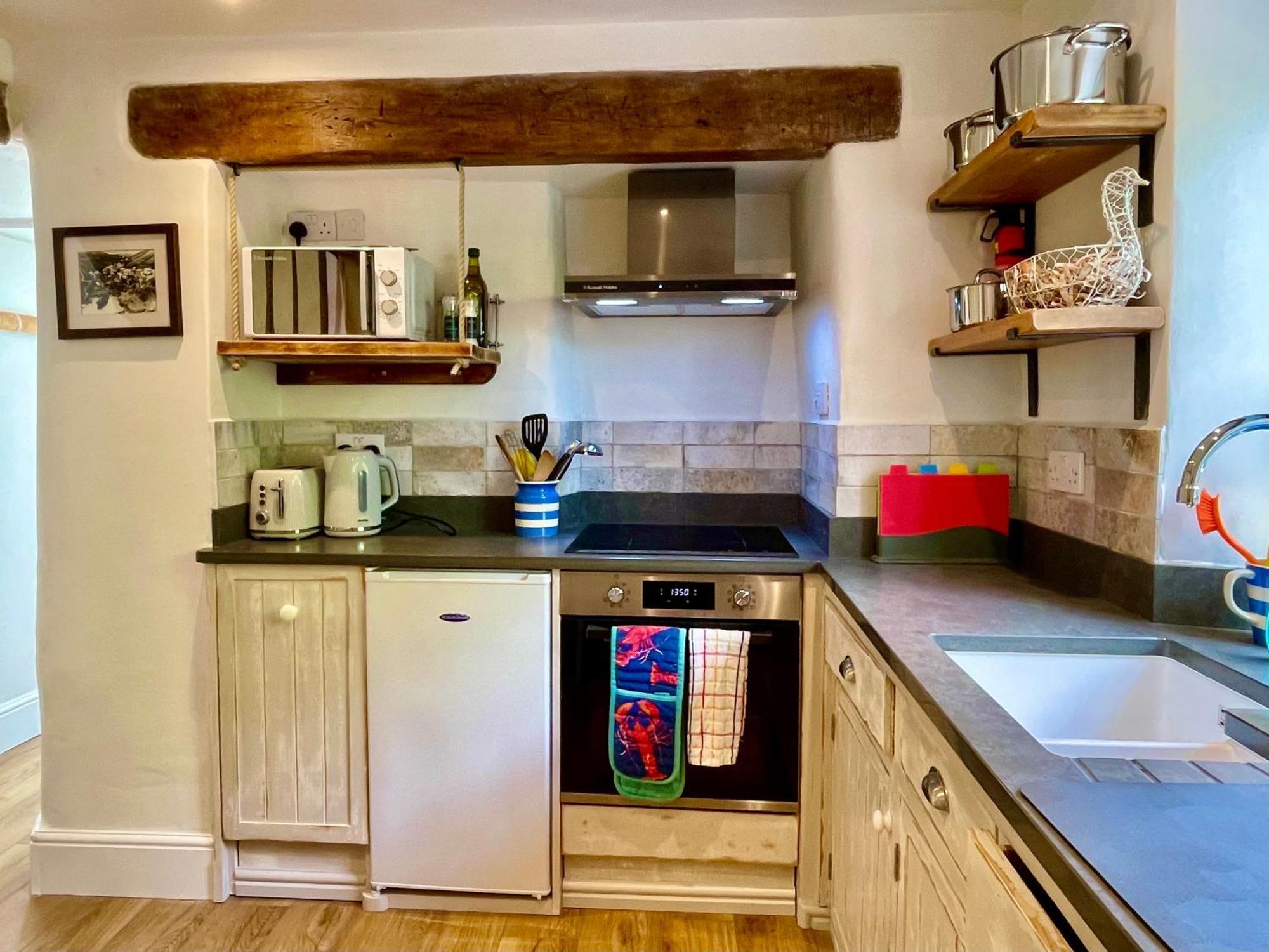 Unique Retreat - 2 Bedroom Cliff Top Cottage With Large Terrace Portloe Luaran gambar